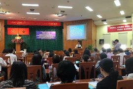 Tập huấn nhận diện giấy tờ giả 
