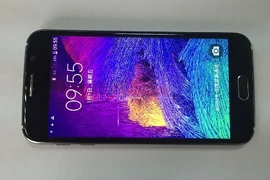 Chưa được bán, Galaxy S6 đã có bản copy