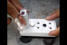 Xôn xao clip tạo ra điện miễn phí bằng nam châm