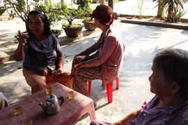Audio: Điều tra vụ mẹ pha thuốc độc vào sữa cho hai con nhỏ cùng uống