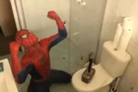 Clip: Khi thánh nhọ Spiderman bị Thor chơi khăm