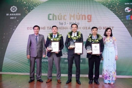 Digiworld lọt Top 3 DN có hoạt động IR tốt nhất 2017