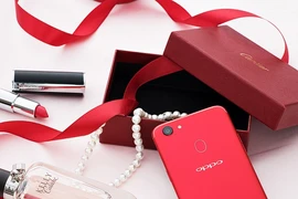 OPPO ra mắt phiên bản F5 RED với 6 GB RAM