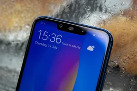 Huawei ra mắt mẫu smartphone 4 camera AI