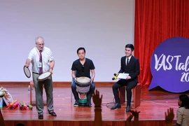 VAS truyền cảm hứng cho học sinh về tinh thần 'Sống trọn vẹn'