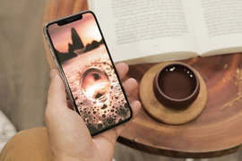 Khoảng 15 - 16 triệu, nên chọn iPhone X hay Galaxy Note 9?