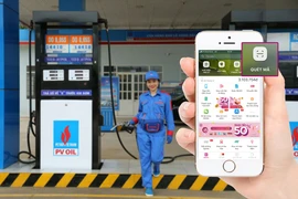 Hoàn tiền 50% khi đổ xăng không dùng tiền mặt