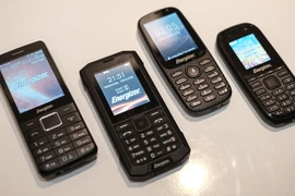 Mẫu điện thoại 'cùi bắp' có kết nối 4G, giá chưa tới 1 triệu