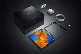 Lộ diện mẫu smartphone màn hình gập với kết nối 5G