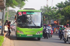 Hướng dẫn đi xe buýt đúng cách và văn minh mùa dịch COVID-19