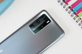 Smartphone siêu zoom chính thức có mặt tại Việt Nam