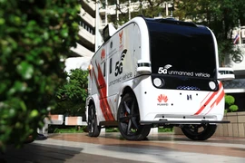 Ngành y tế Thái Lan thử nghiệm xe điện không người lái 5G