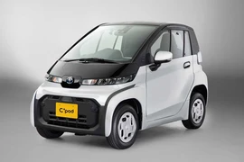 Xuất hiện mẫu ôtô điện mini siêu nhỏ gọn