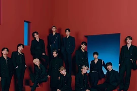 Nhóm nhạc toàn cầu Seventeen tung phim điện ảnh đầu tay tái hiện buổi diễn hoành tráng