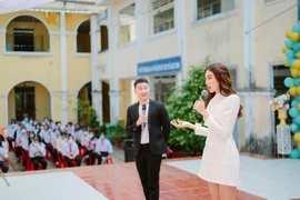 Hoa hậu Thuỳ Tiên trong vai trò diễn giả truyền cảm hứng