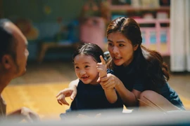 'Dân chơi không sợ con rơi' vượt bom tấn nước ngoài, thống lĩnh doanh thu