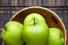 Những lợi ích sức khỏe tuyệt vời của táo xanh