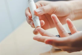 Các yếu tố khác ngoài chế độ ăn uống ảnh hưởng đến lượng đường trong máu 