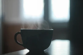 Cà phê và 7 loại thực phẩm khác bạn nên tránh trước khi đi ngủ