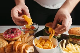 Cảnh báo: Những thói quen này đang âm thầm phá hủy sức khỏe dạ dày