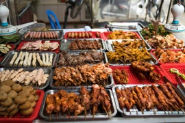 Nguy cơ sức khỏe tiềm ẩn của thực phẩm không hợp vệ sinh 