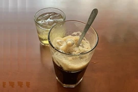 Điều gì xảy ra với huyết áp khi bạn uống cà phê mỗi ngày? 