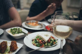 Ăn tối sớm giúp cơ thể thay đổi như thế nào? 