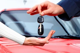 Thuê xe và mua xe trả góp: Đâu là lựa chọn tài chính khôn ngoan sau 10 năm?