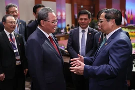 Thủ tướng: Việt Nam coi quan hệ với Trung Quốc là ưu tiên hàng đầu