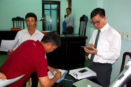 Tòa Đắk Hà đối đáp quyết liệt với 5 công dân được trắng án