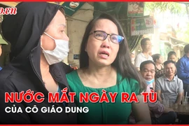 Video: Nước mắt ngày trở về của cô giáo Lê Thị Dung ở Nghệ An