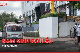 Video: Một sinh viên rơi từ tầng 14 của chung cư xuống đất tử vong