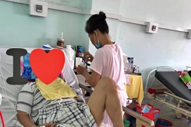 Phòng hồi sức cấp cứu mùa COVID-19