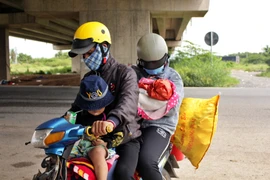 'Chúng tôi về quê nhưng vẫn hẹn ngày trở lại...'