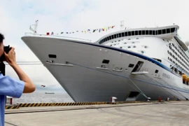 Trung Quốc đóng 5 du thuyền có kích thước gấp đôi tàu Titanic