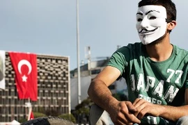 Nhóm hacker Anonymous tuyên chiến với Thổ Nhĩ Kỳ