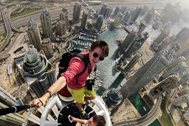 Những pha chụp ảnh tự sướng chết chóc năm 2015