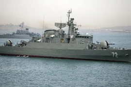 Iran ‘đuổi’ tàu Mỹ ra khỏi khu vực tập trận