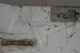 Tìm thấy mảnh vỡ nghi của MH370 ở Mauritius