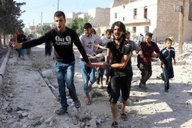 Syria tố Pháp không kích khiến 120 dân thường thiệt mạng