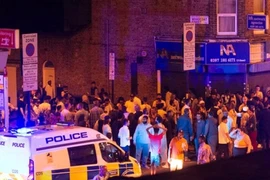 London: 'Xe điên' đâm người gần nhà thờ Hồi giáo