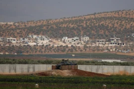 Thổ Nhĩ Kỳ đấu súng với phe nổi dậy ở Syria