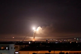 Nga: 28 tiêm kích Israel phóng 70 tên lửa sang Syria
