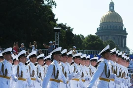 8 trẻ em Syria tới Nga học quân sự miễn phí