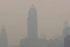 Bangkok ô nhiễm không khí nghiêm trọng, người dân ho ra máu