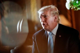 Với 1 tờ giấy, ông Trump đòi ông Kim giao nộp vũ khí hạt nhân