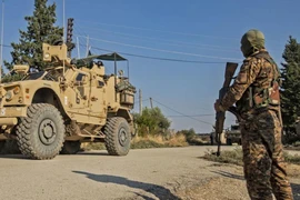 Người Kurd, liên quân Mỹ nối lại chiến dịch chống IS ở Syria
