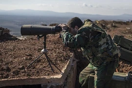 Phòng không Syria bắn rơi nhiều tên lửa do Israel phóng sang