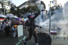 'Hong Kong có thể tin vào sự ủng hộ của EU trong lúc khó khăn'