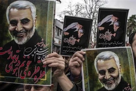 Người dân phản đối vụ ám sát Tướng Soleimani của quân đội Mỹ. Ảnh: PRESS TV